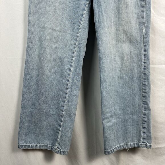 Talbots Blue Jeans Women’s 12  High Rise Light Wash Straight Leg Vintage Cotton - Picture 3 of 9